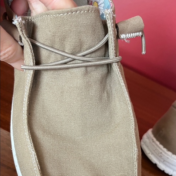 Like new Hey Dude Tan Loafers - Picture 3 of 16